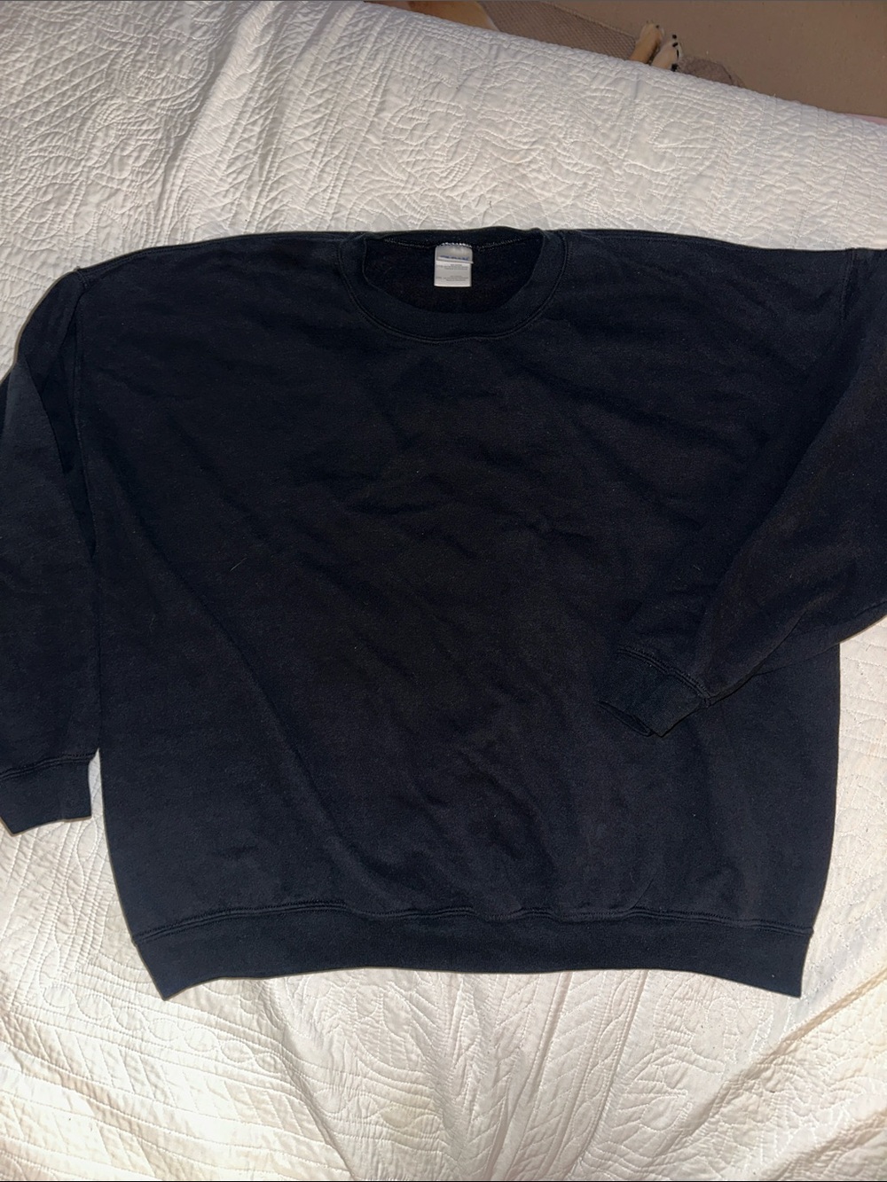 Gildan Black Men's Crewneck Sweatshirt